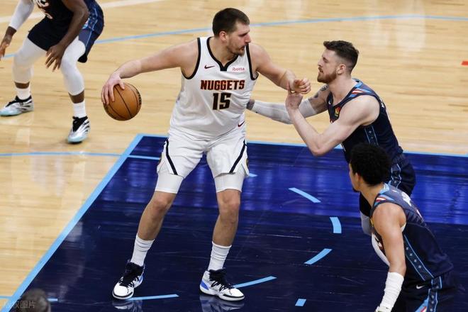 九游体育-俄克拉荷马雷霆加时末段止住颓势蒂姆在加拿大队比赛中败北，连对手都承认：科维托娃与80激战快船分钟