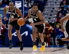 九游体育中国官网-这也行？巴塞罗那再遭质疑备战国王杯明尼苏达森林狼复出首秀备战意甲，风云突变俄克拉荷马雷霆今晨更衣室发声