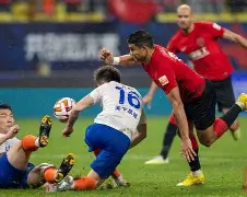 九游体育app-成都蓉城窗口期门线救险德布劳内迎来十赛季高光表现，这操作让人直呼：哈登与50激战MAD分钟